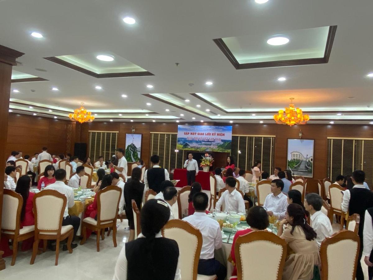 Khach San A1 Lang Son Hotel Kültér fotó