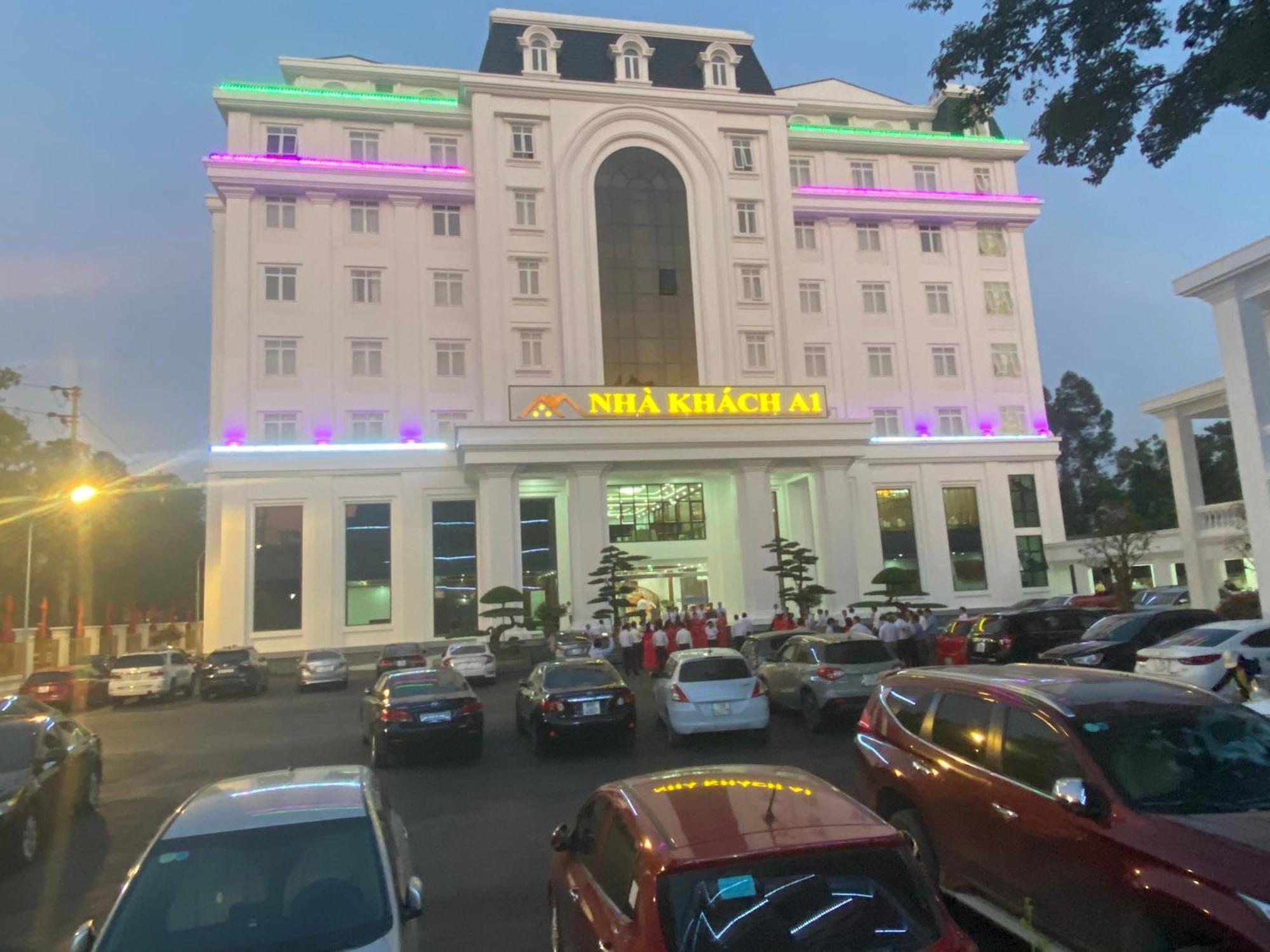 Khach San A1 Lang Son Hotel Kültér fotó